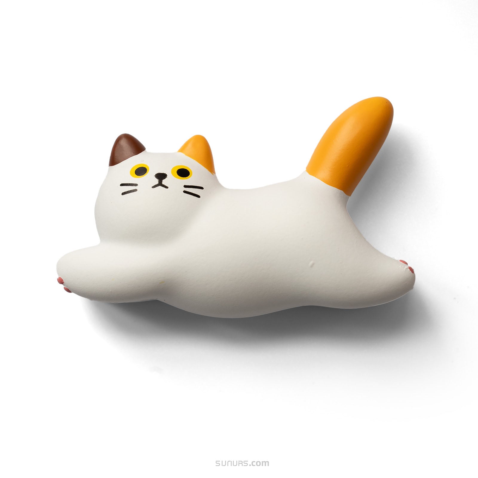 Cat - Yellow-tailed cat